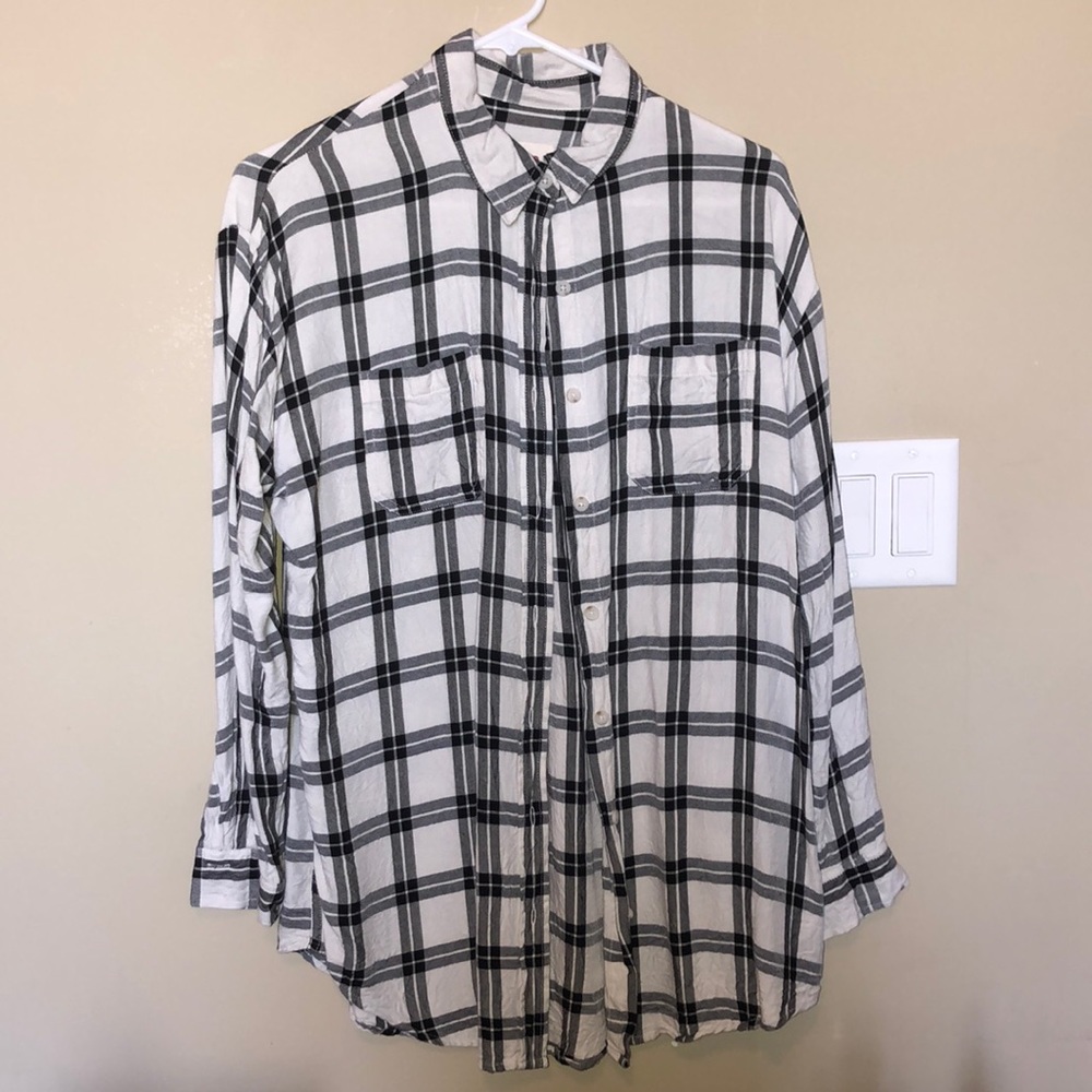 Mossimo black and white plaid flannel
